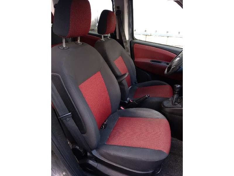 fiat doblo del año 2010