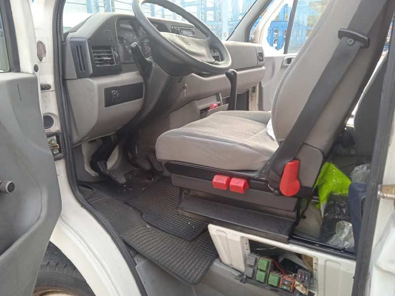 volkswagen lt caja cerrada / combi (mod. 1997) del año 2003