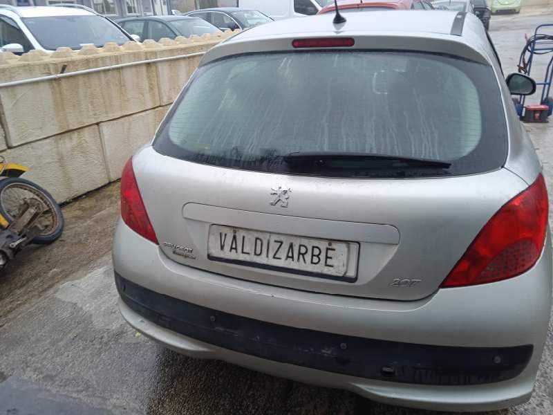 peugeot 207 del año 2008