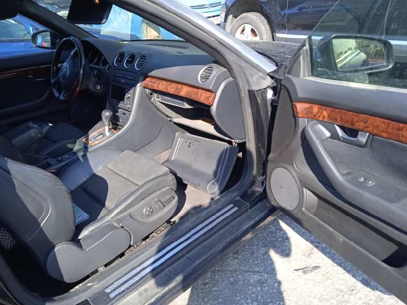audi a4 cabrio (8h) del año 2004