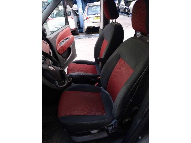 fiat doblo del año 2010