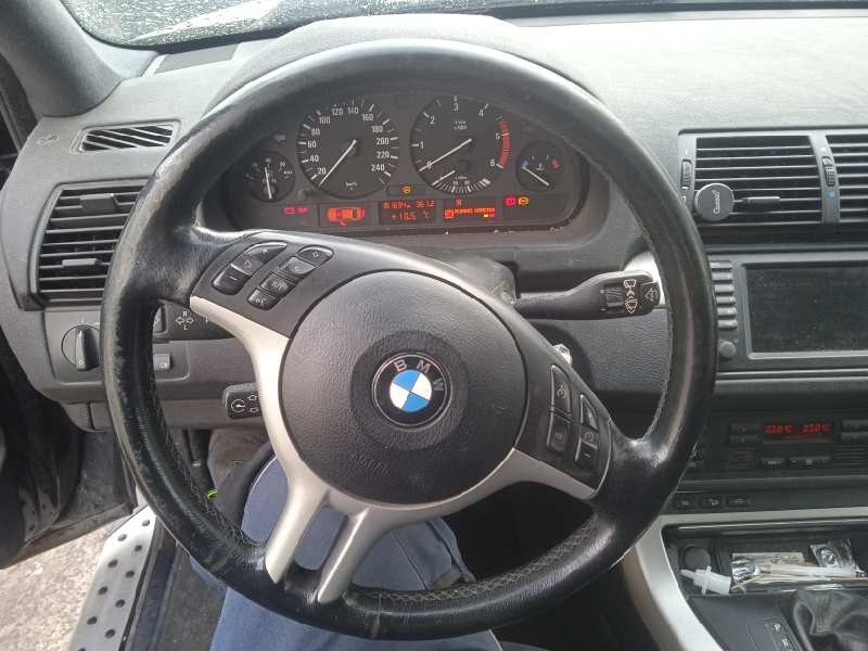 bmw x5 (e53) del año 2002