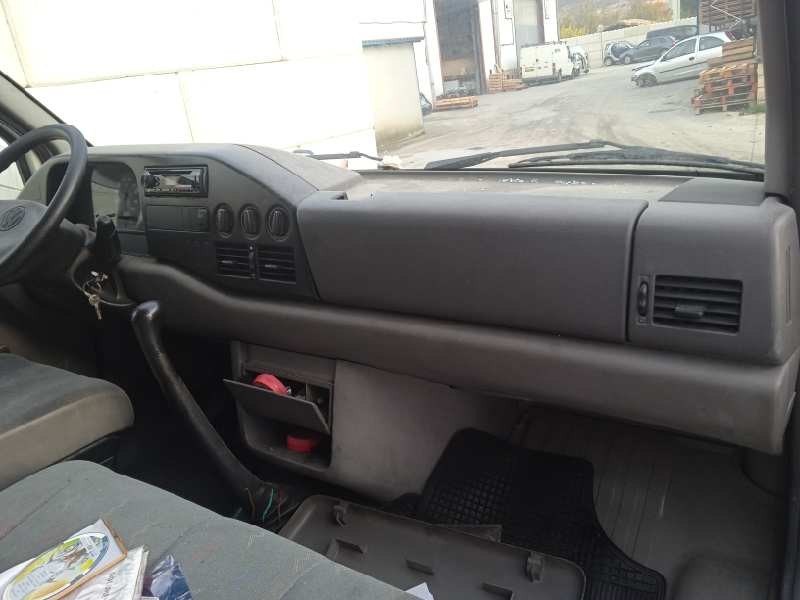 volkswagen lt caja cerrada / combi (mod. 1997) del año 2003