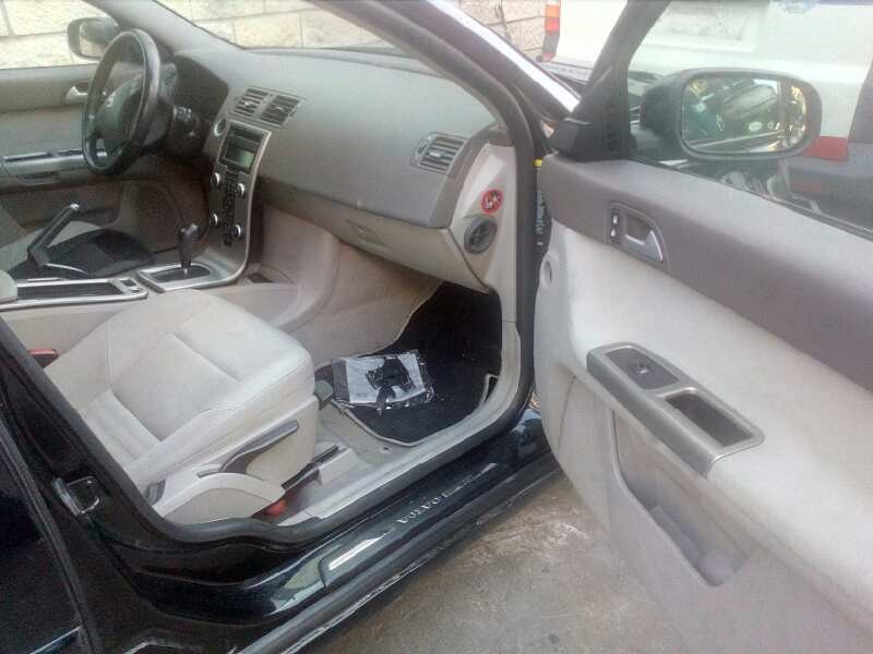 volvo v50 familiar del año 2008