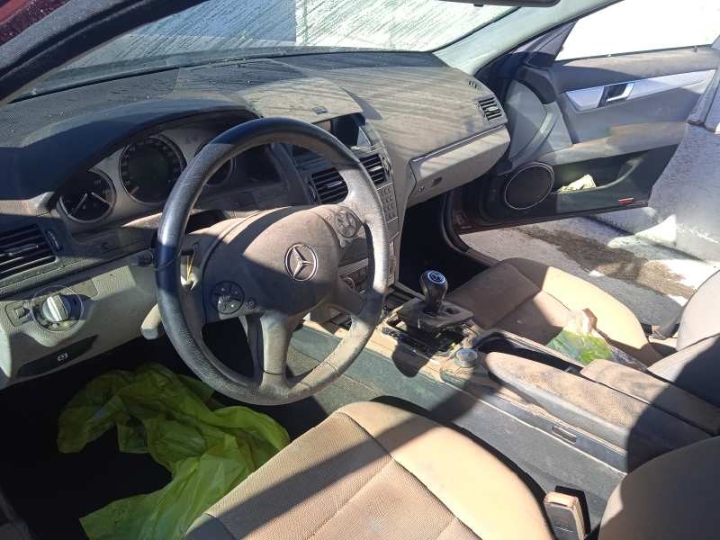 mercedes-benz clase c (w204) berlina del año 2008