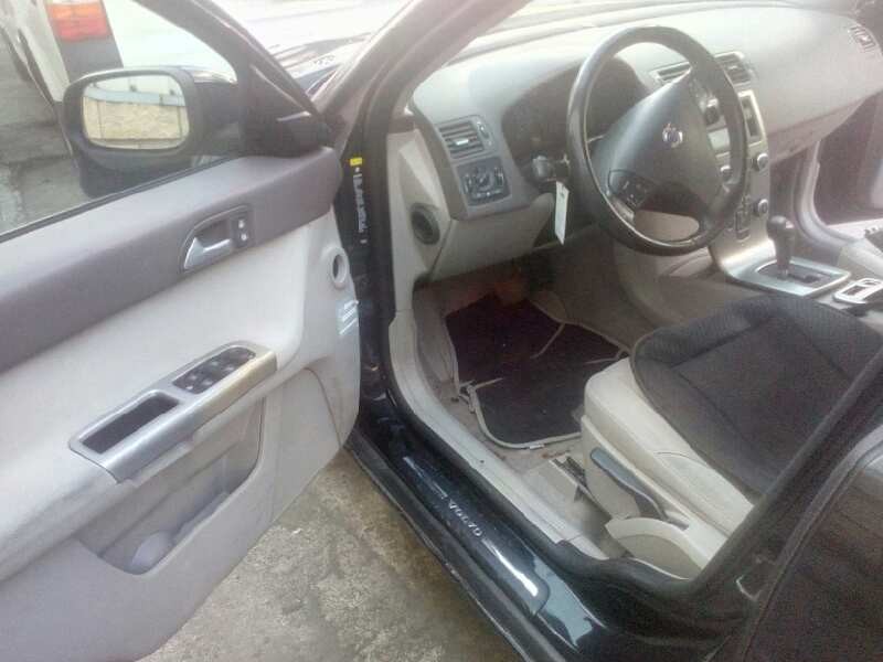 volvo v50 familiar del año 2008