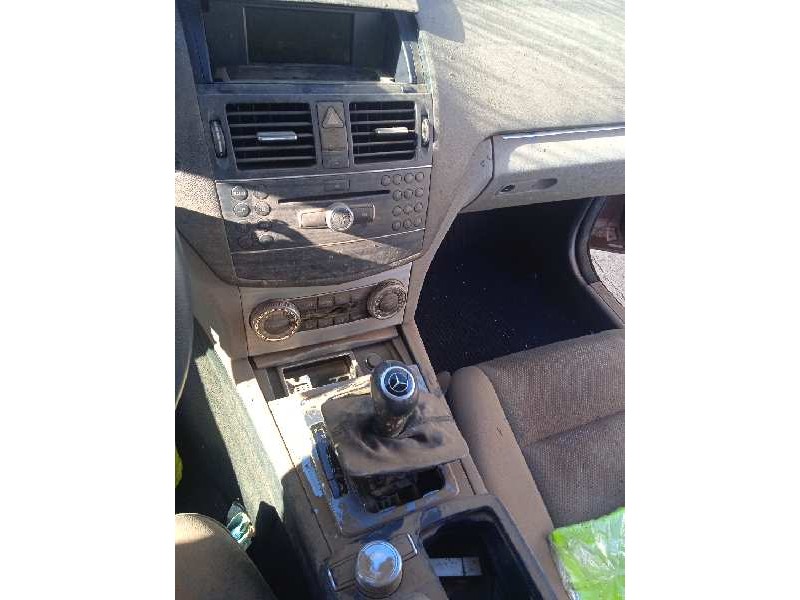 mercedes-benz clase c (w204) berlina del año 2008