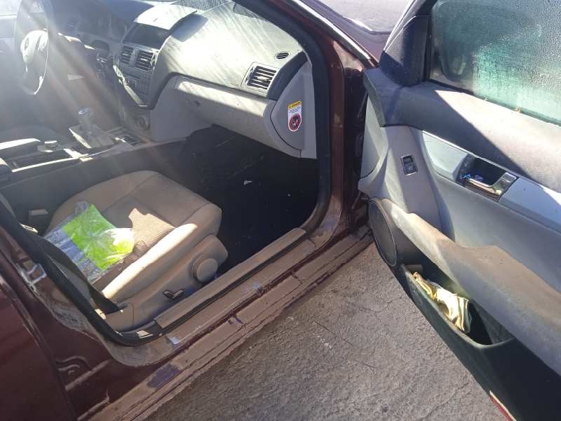 mercedes-benz clase c (w204) berlina del año 2008