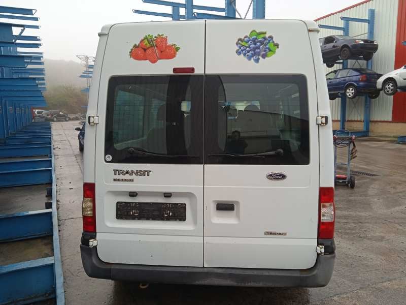 ford transit combi ´06 del año 2013