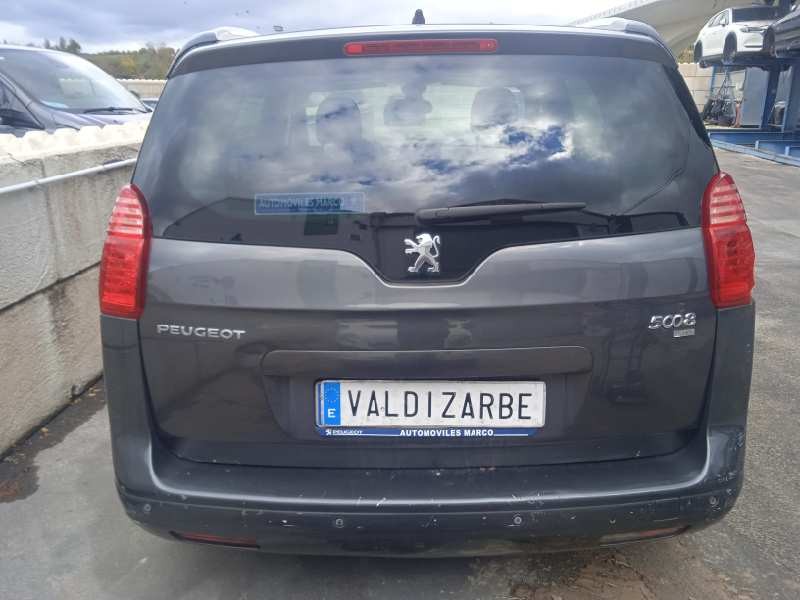 peugeot 5008 del año 2013