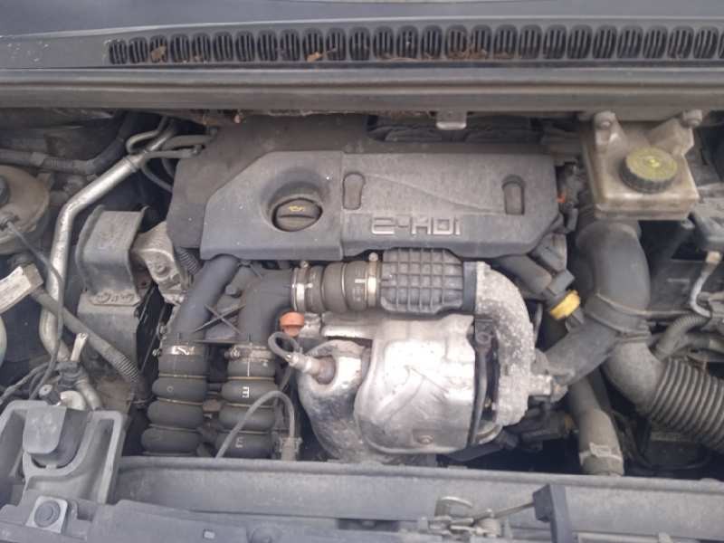 peugeot 5008 del año 2013