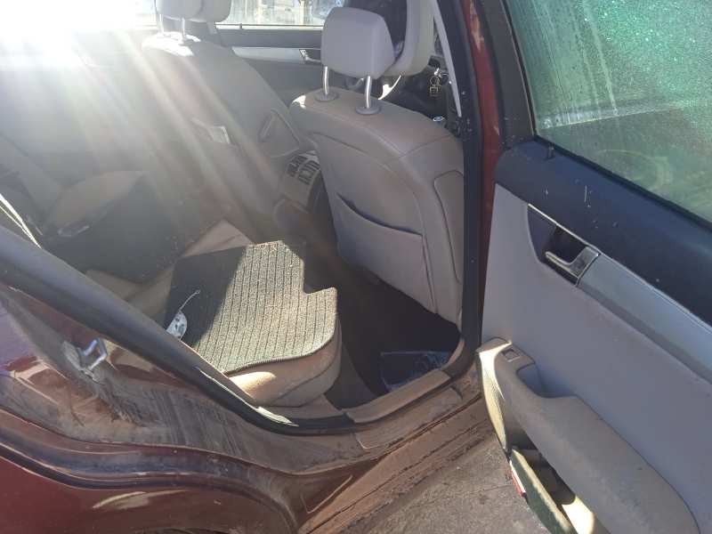 mercedes-benz clase c (w204) berlina del año 2008