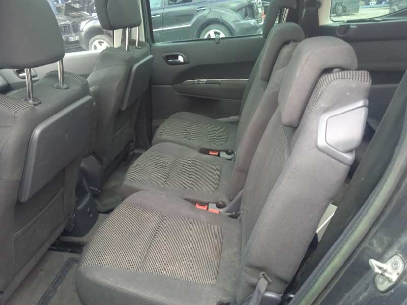 peugeot 5008 del año 2013