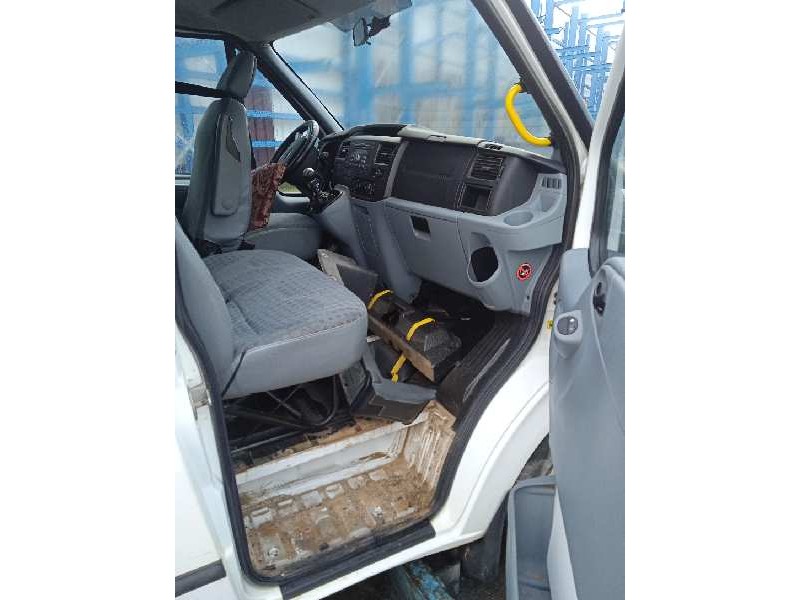 ford transit combi ´06 del año 2013