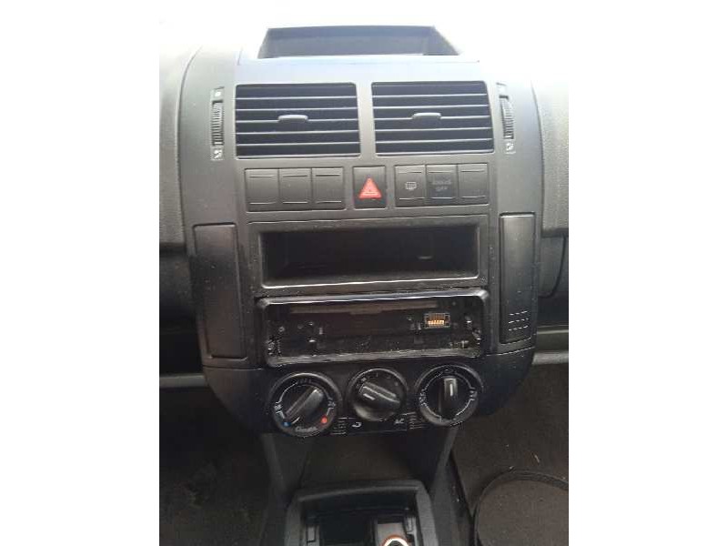 volkswagen polo (9n1) del año 2002