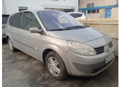 renault scenic ii del año 2004