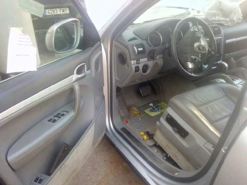 porsche cayenne (typ 9pa) del año 2003