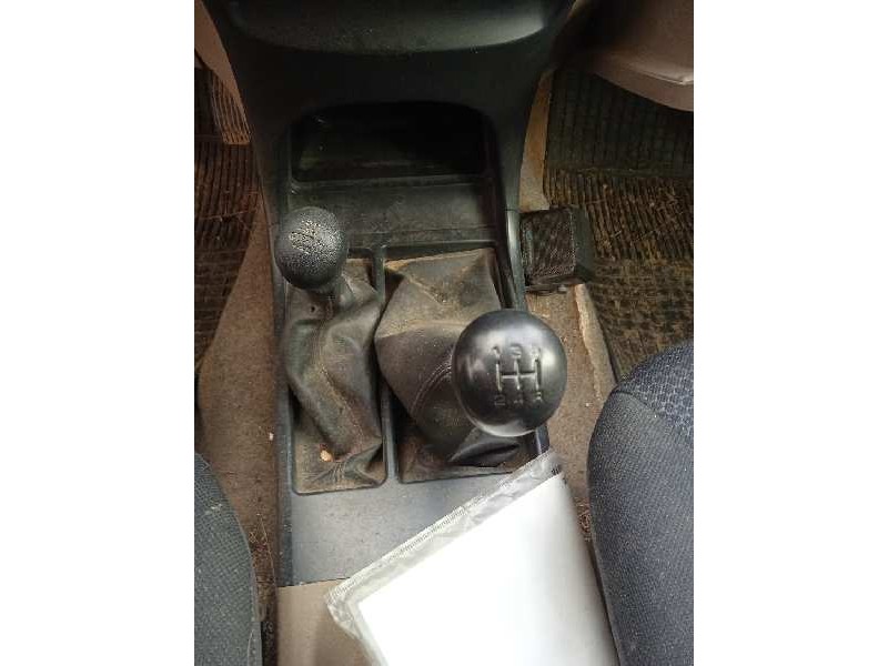 nissan terrano/terrano.ii (r20) del año 2003