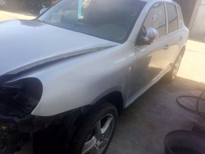 porsche cayenne (typ 9pa) del año 2003