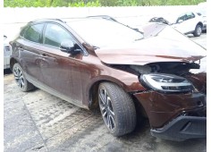 VOLVO V40 CROSS COUNTRY