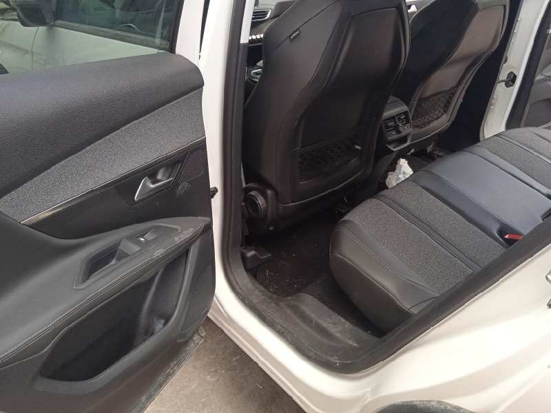 peugeot 3008 del año 2017