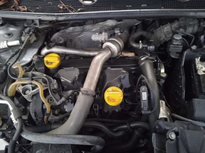 renault megane iii berlina 5 p del año 2010