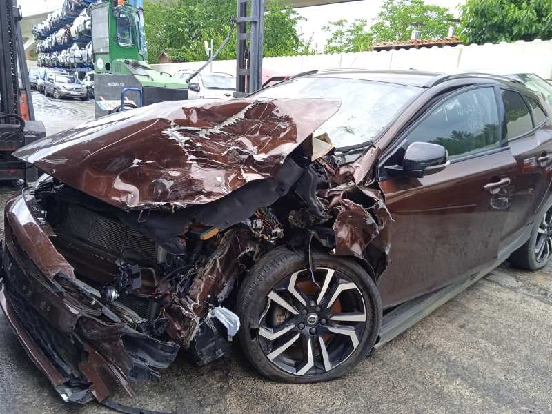 volvo v40 cross country del año 2019