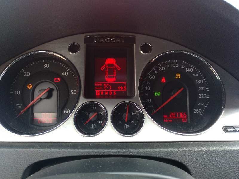 volkswagen passat variant (3c5) del año 2008