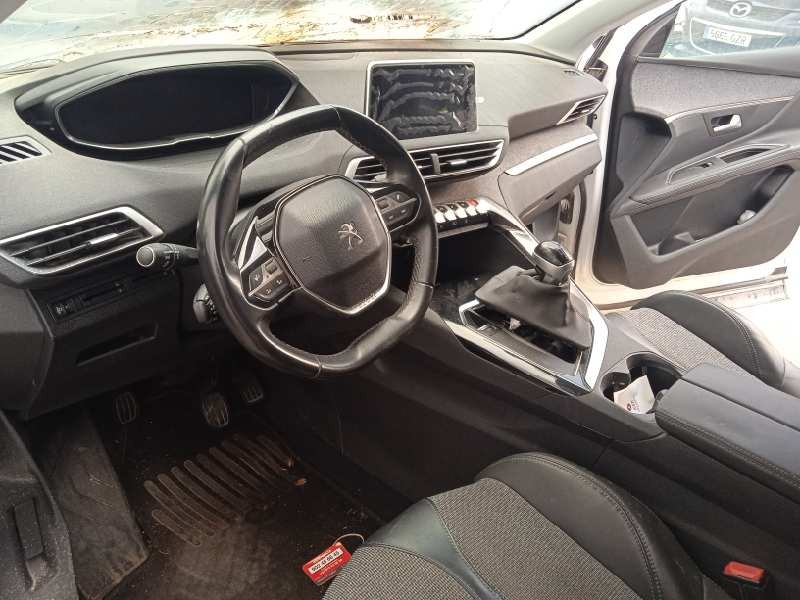 peugeot 3008 del año 2017