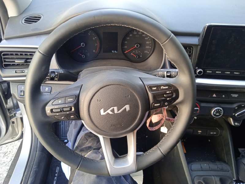 kia stonic (ybcuv) del año 2022