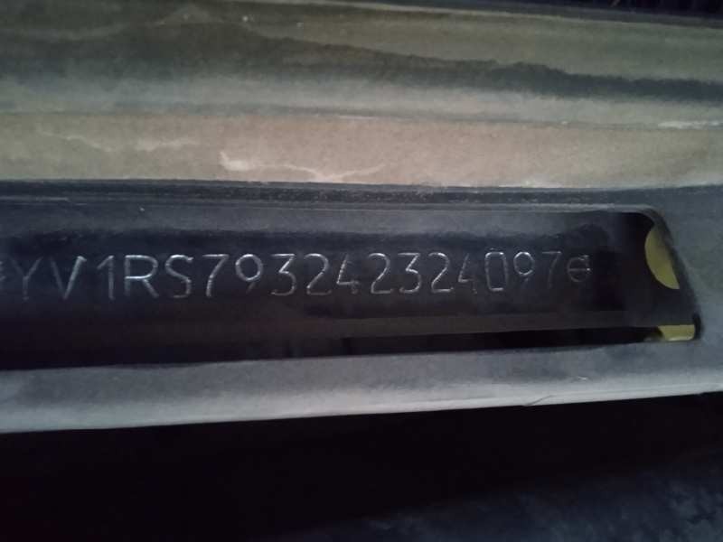 volvo s60 berlina del año 2003