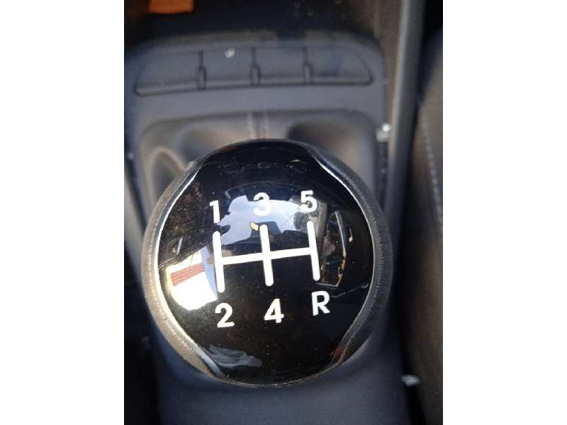 kia stonic (ybcuv) del año 2022