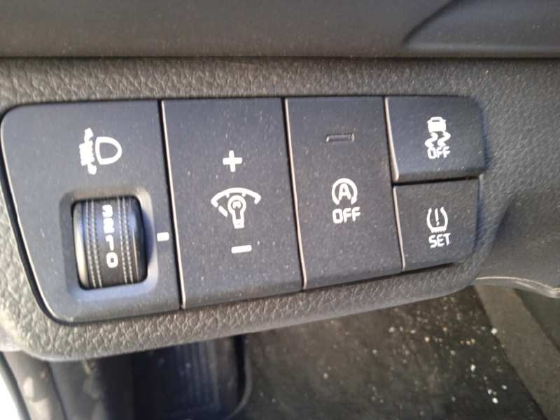 kia stonic (ybcuv) del año 2022