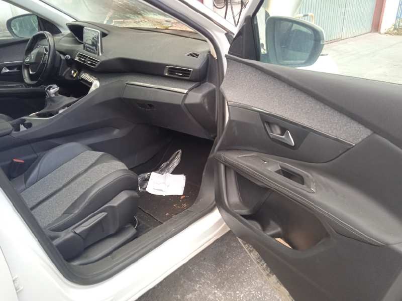 peugeot 3008 del año 2017