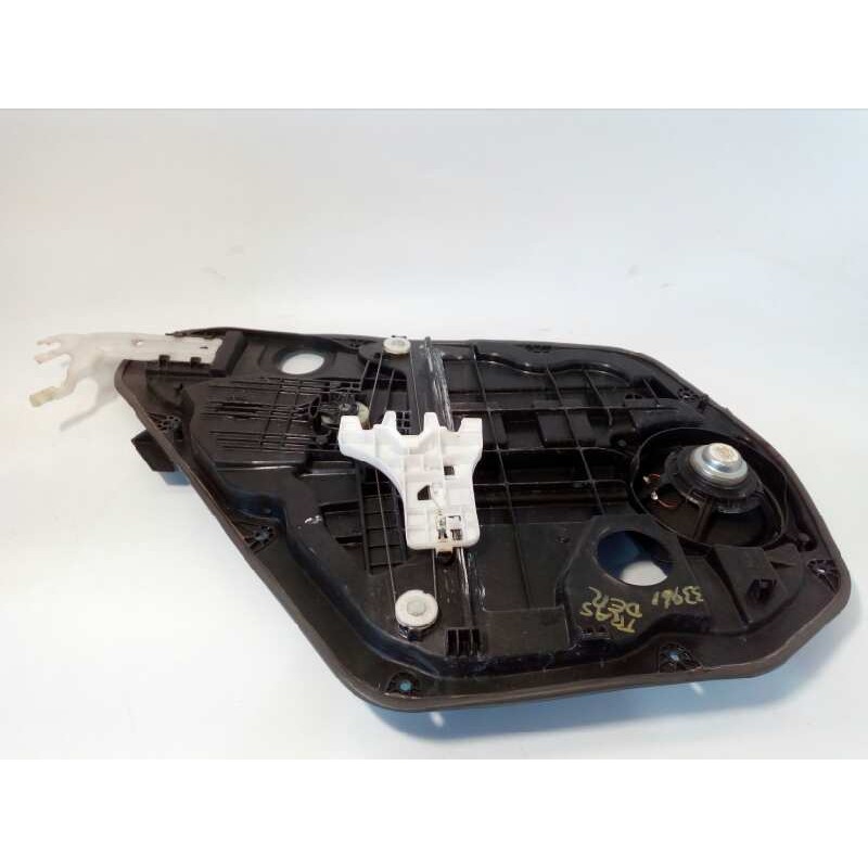 Recambio de elevalunas trasero derecho para hyundai i40 cw gl comfort referencia OEM IAM 834813Z000  