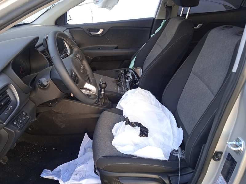 kia stonic (ybcuv) del año 2022