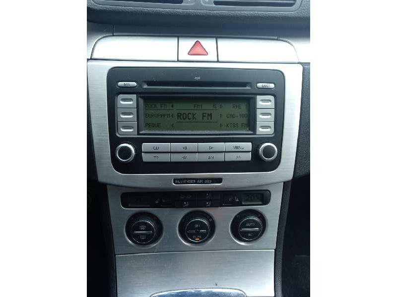 volkswagen passat variant (3c5) del año 2008