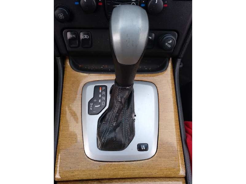 volvo xc90 del año 2003