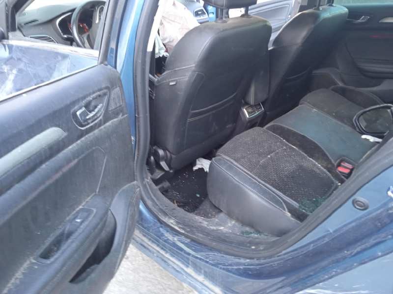 renault megane iv berlina 5p del año 2018