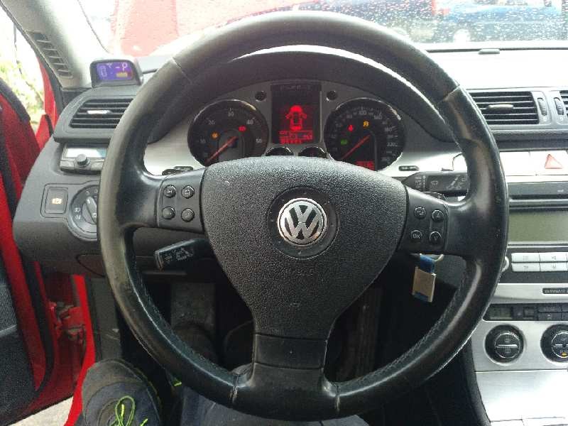 volkswagen passat variant (3c5) del año 2008