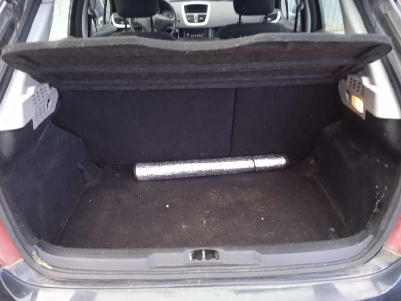 peugeot 207 del año 2009