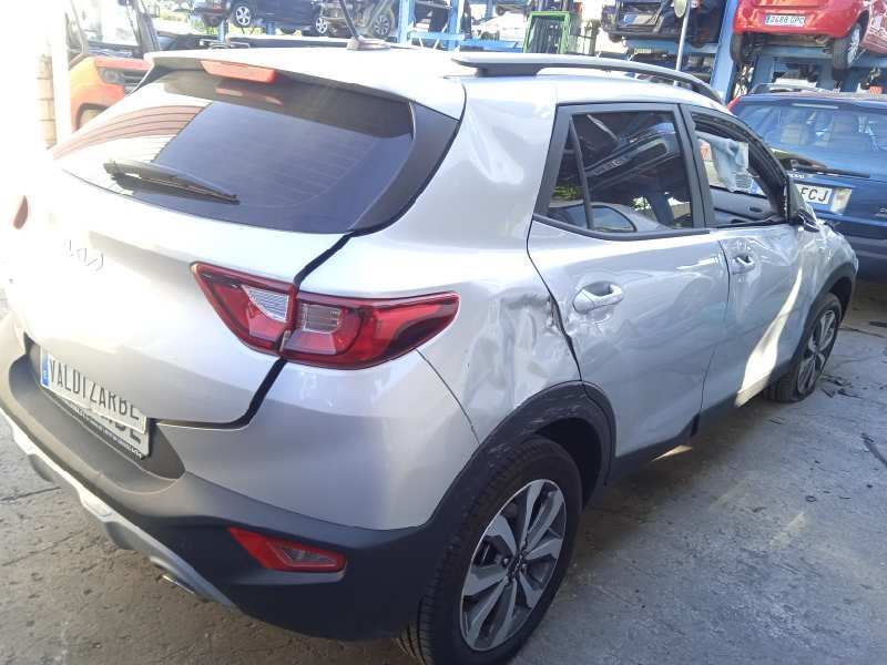 kia stonic (ybcuv) del año 2022