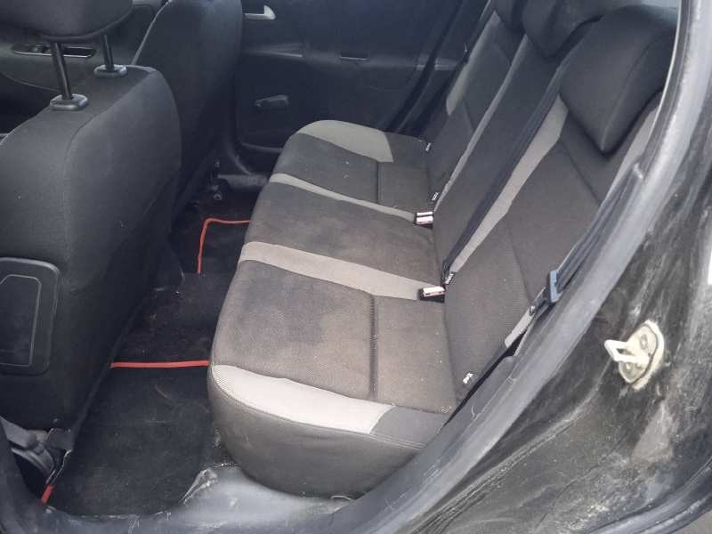 peugeot 207 del año 2009