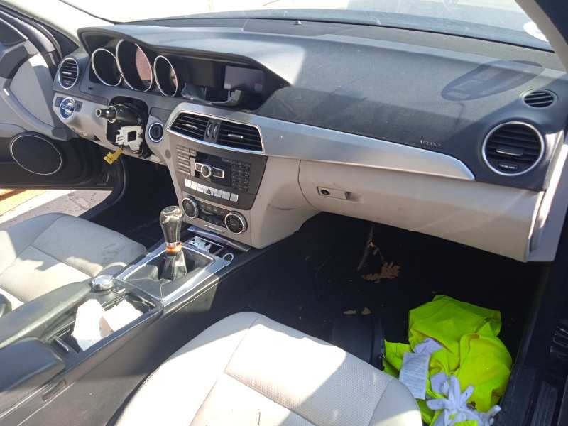 mercedes-benz clase c (w204) familiar del año 2011