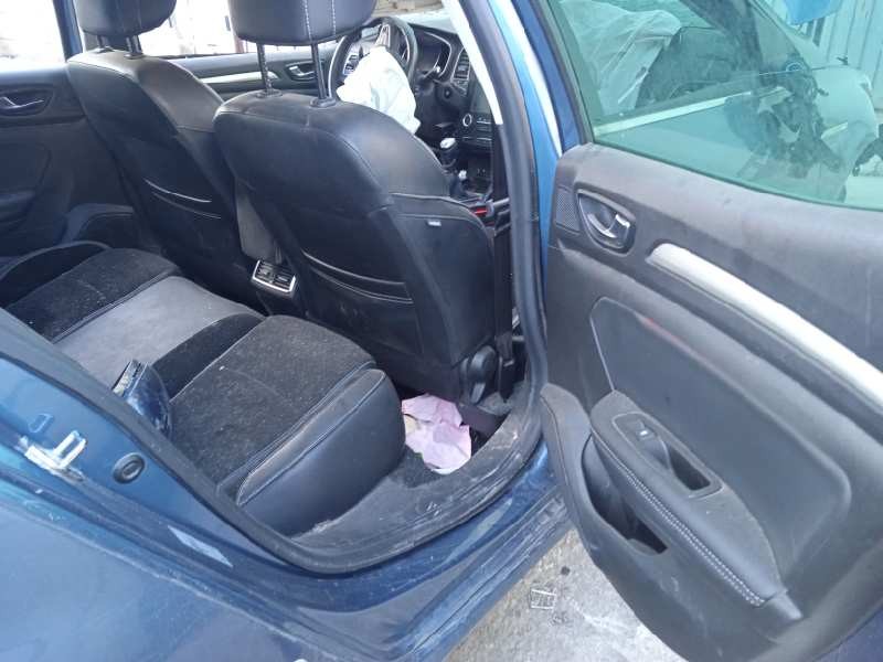 renault megane iv berlina 5p del año 2018