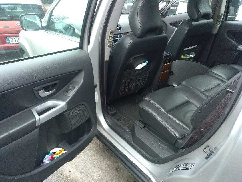 volvo xc90 del año 2003