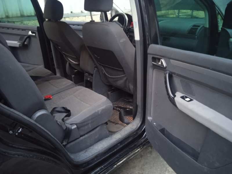 volkswagen touran (1t1) del año 2004