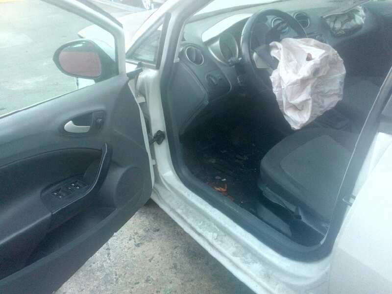 seat ibiza st (6j8) del año 2010