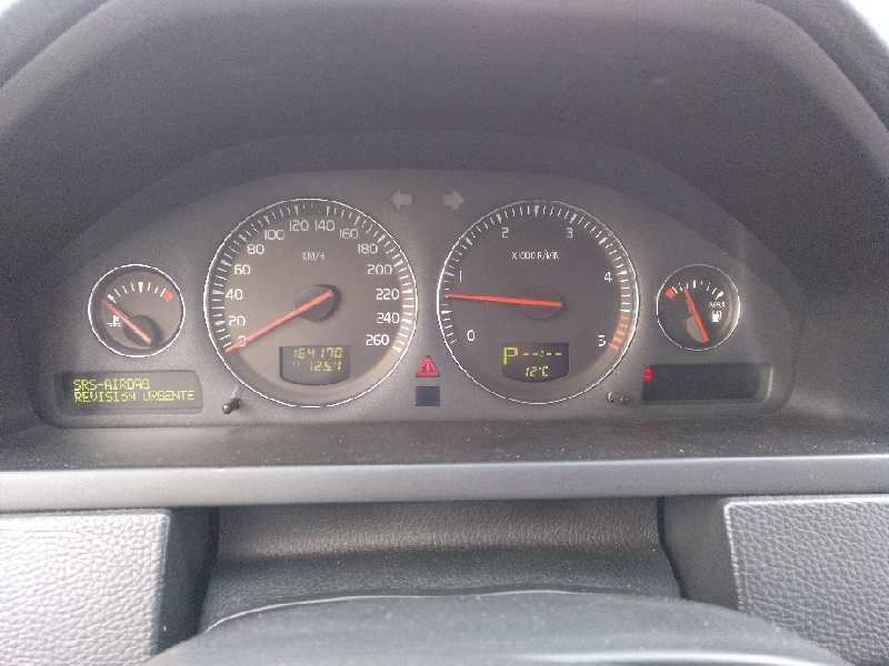 volvo xc90 del año 2003