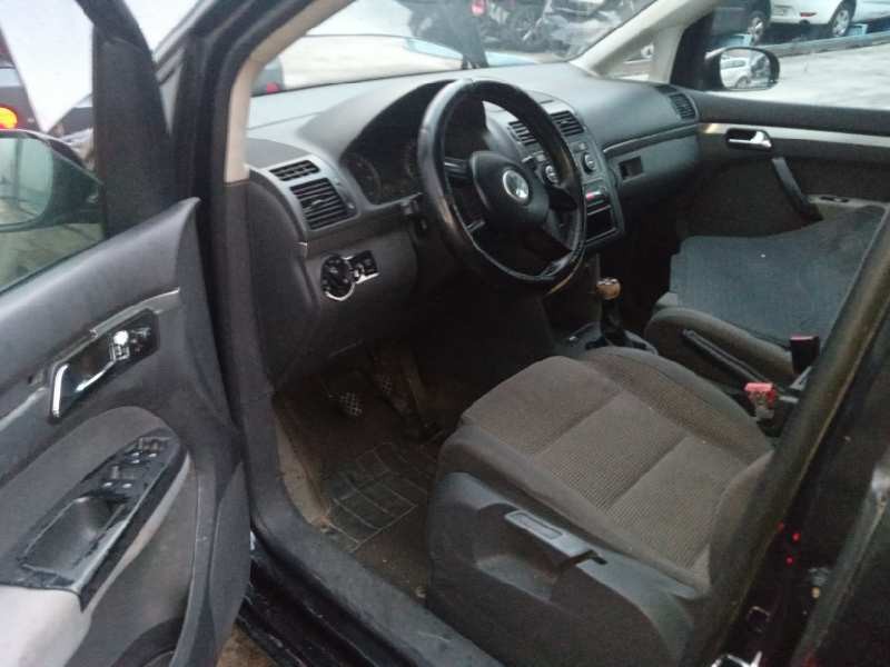 volkswagen touran (1t1) del año 2004